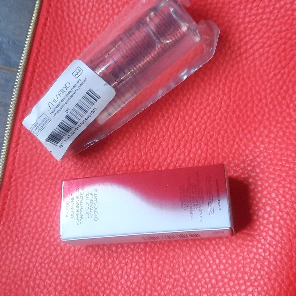 Shiseido Cute Makeup Bundle Lot - Picture 8 of 8